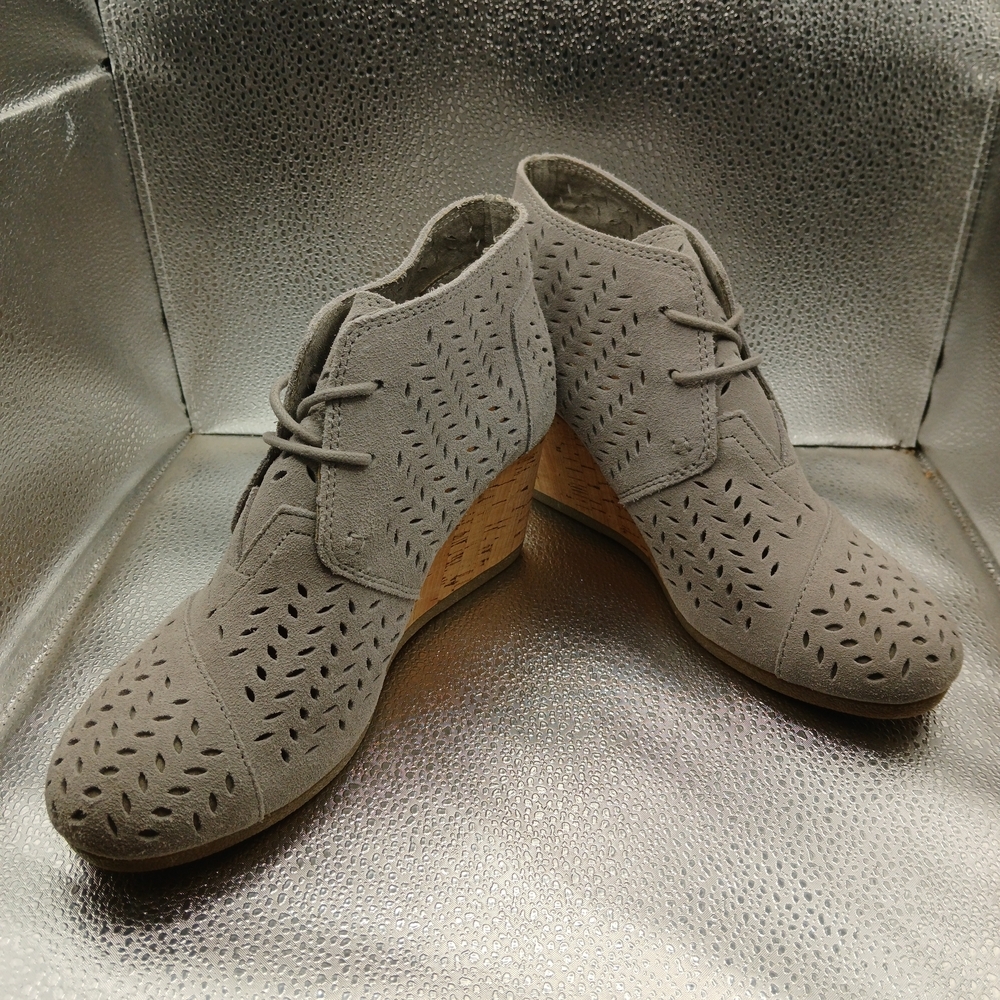Toms Gray Perforated Ankle Wedged  Booties Women's Size 8